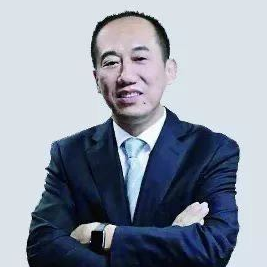 黄亮新