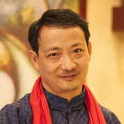 崔万志